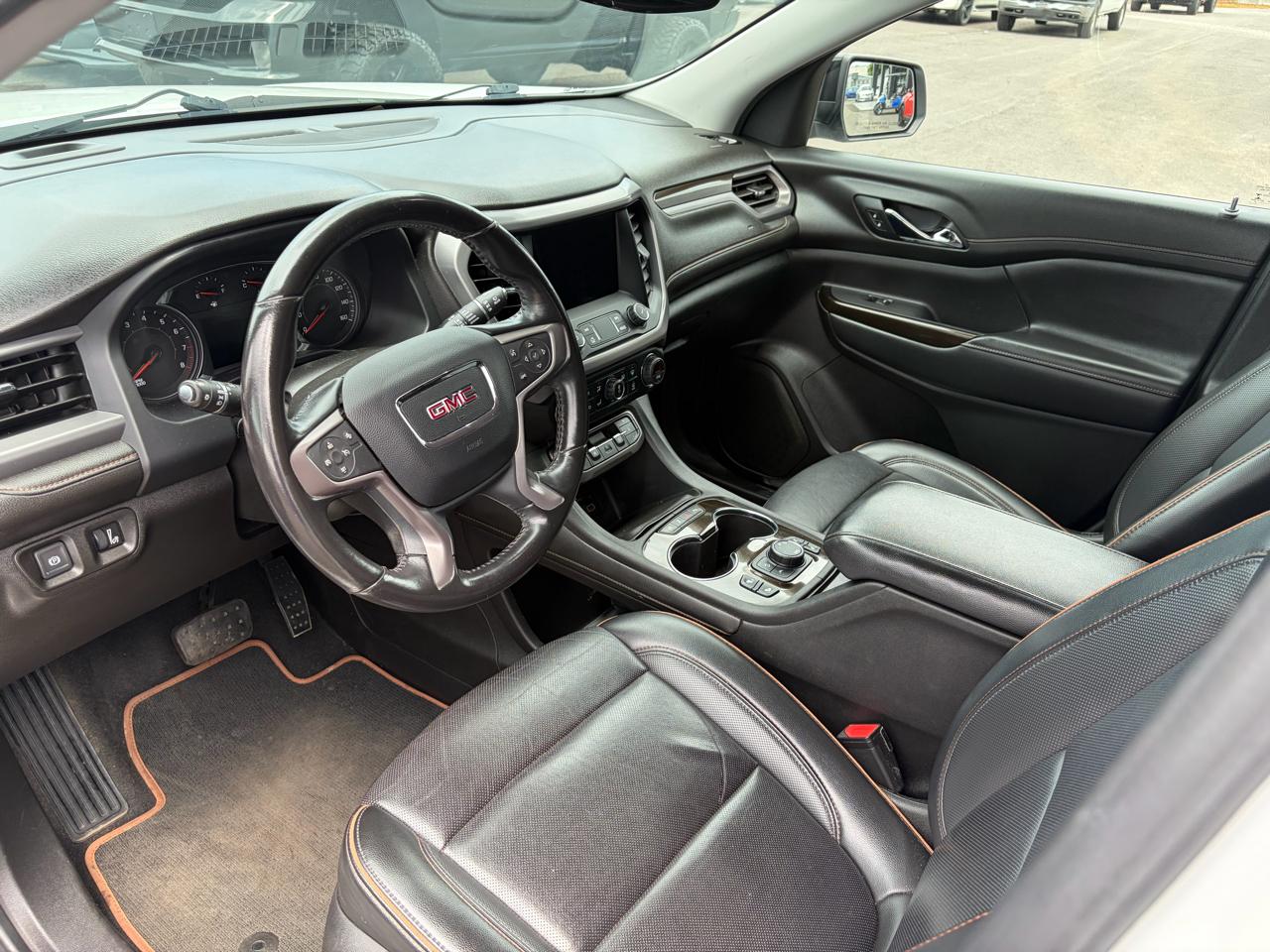 GMC Acadia AWD 4dr AT4 2021