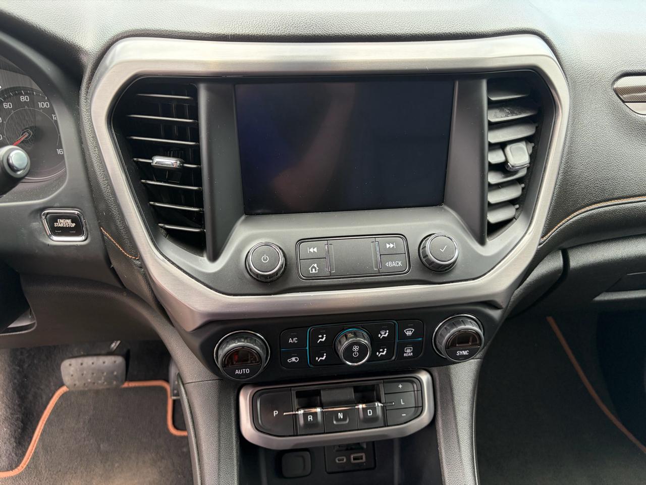 GMC Acadia AWD 4dr AT4 2021