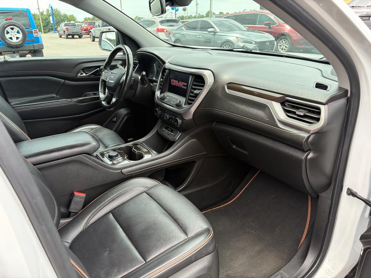 GMC Acadia AWD 4dr AT4 2021