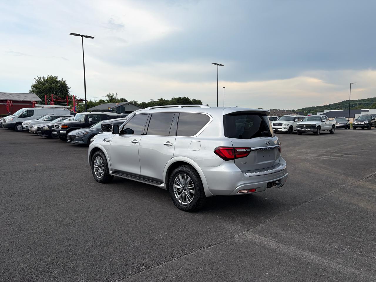 Infiniti QX80 LUXE AWD 2020