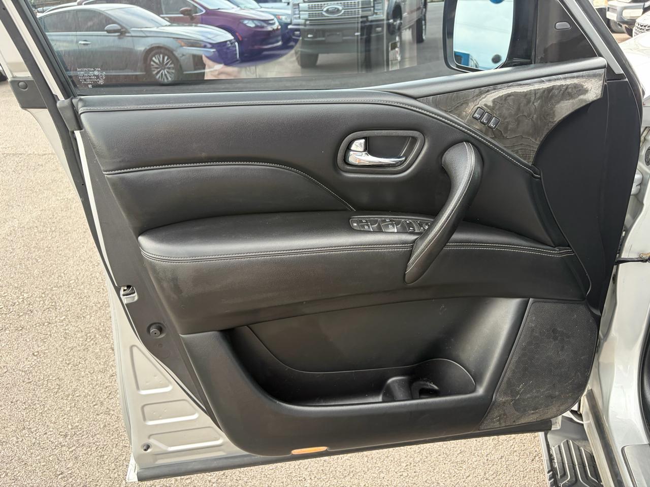 Infiniti QX80 LUXE AWD 2020