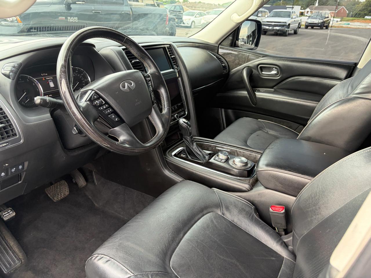 Infiniti QX80 LUXE AWD 2020