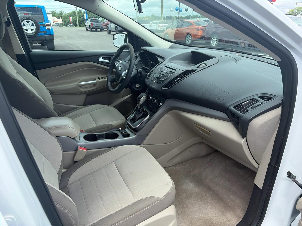Ford Escape FWD 4dr SE 2014