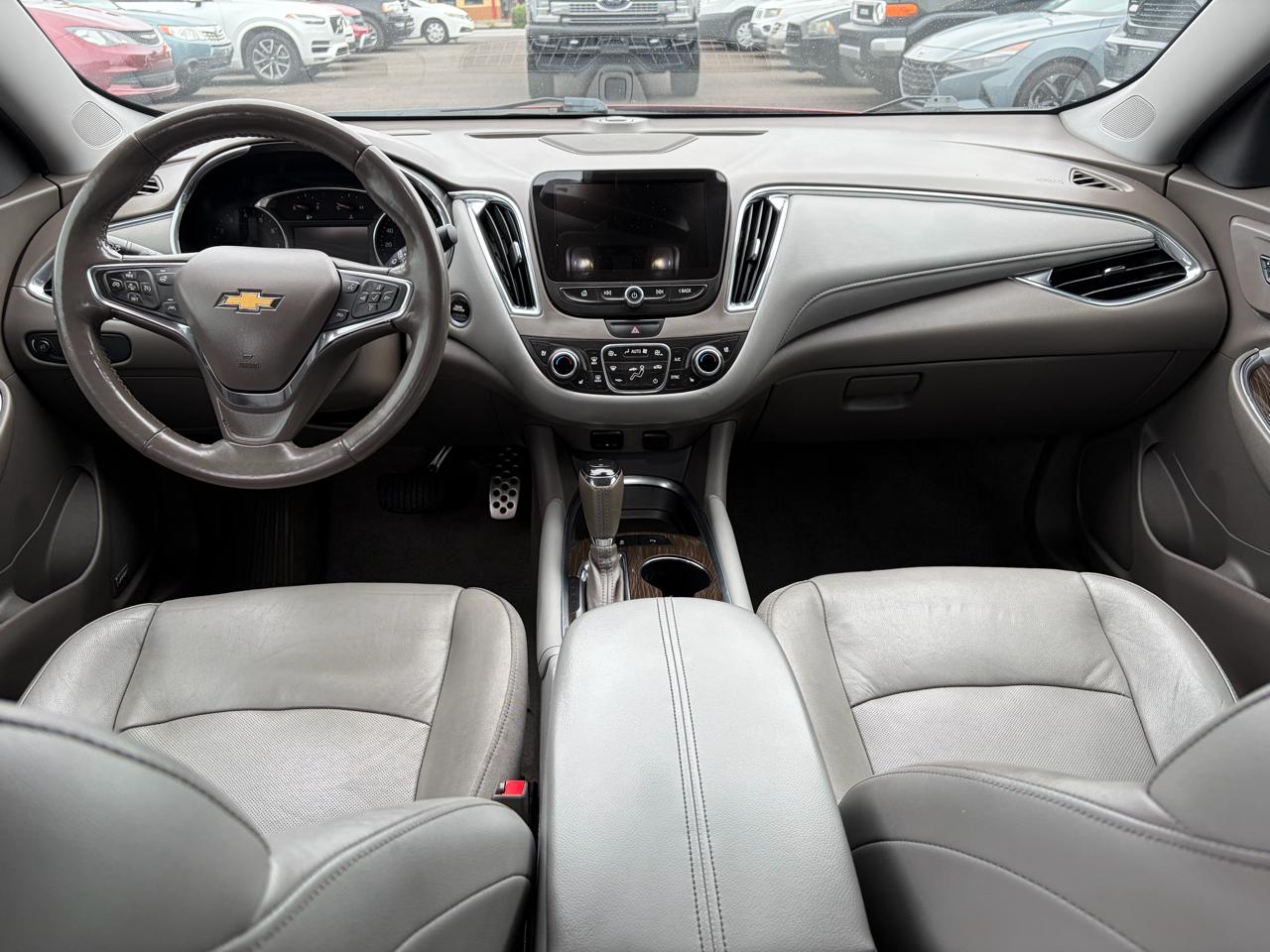 Chevrolet Malibu 4dr Sdn Premier w/2LZ 2017