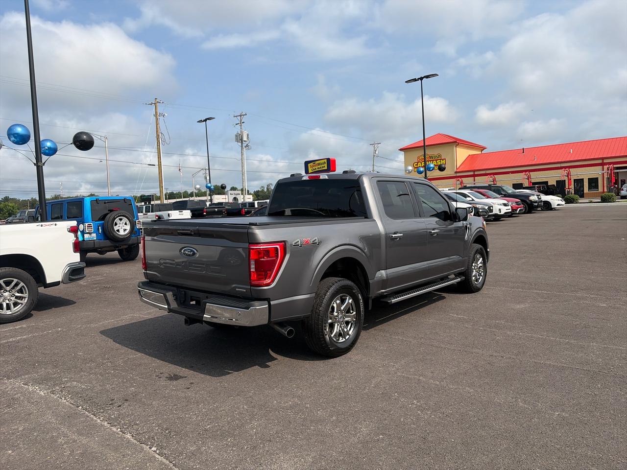 Ford F-150 XLT 4WD SuperCrew 5.5' Box 2022