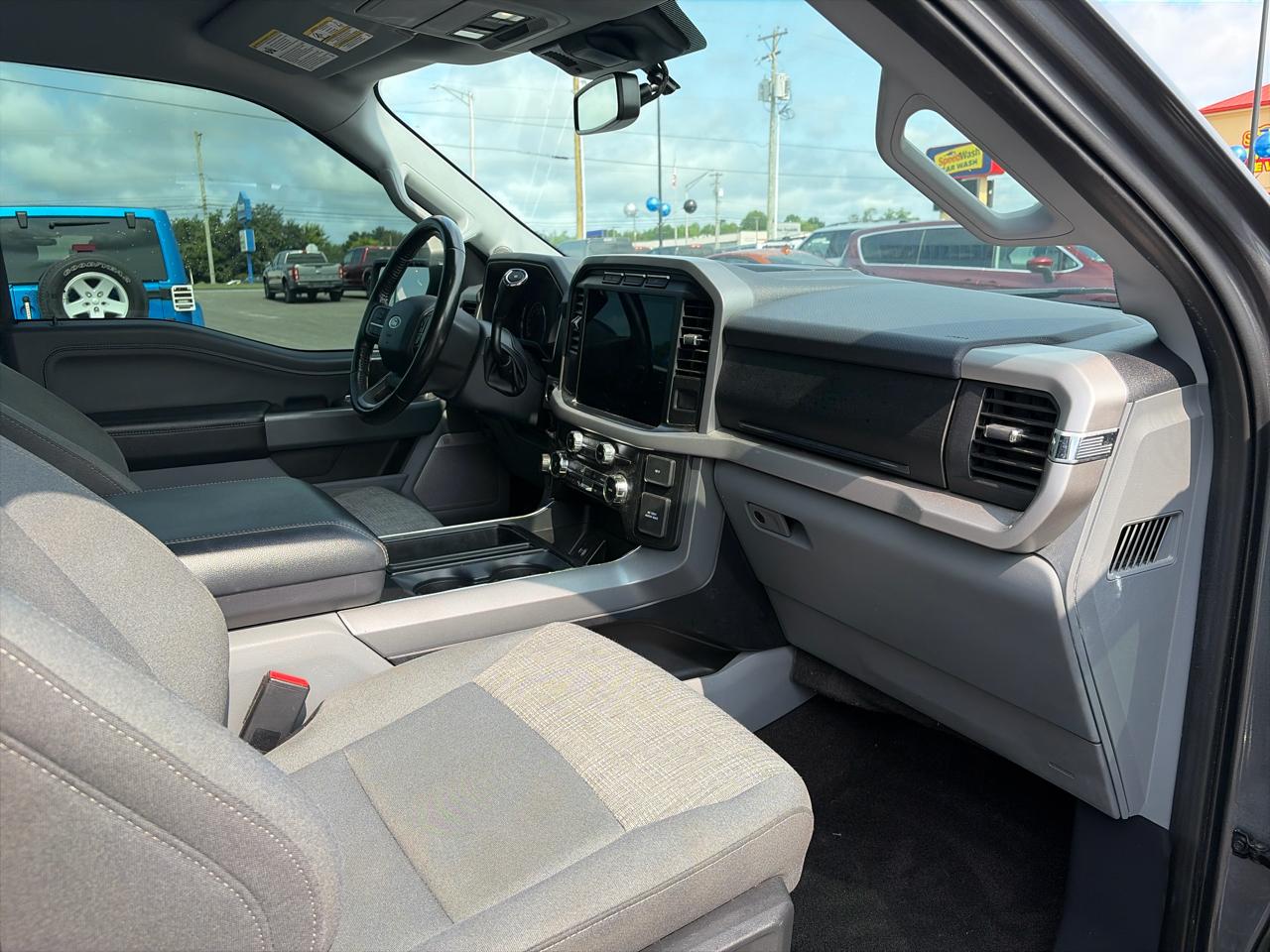 Ford F-150 XLT 4WD SuperCrew 5.5' Box 2022