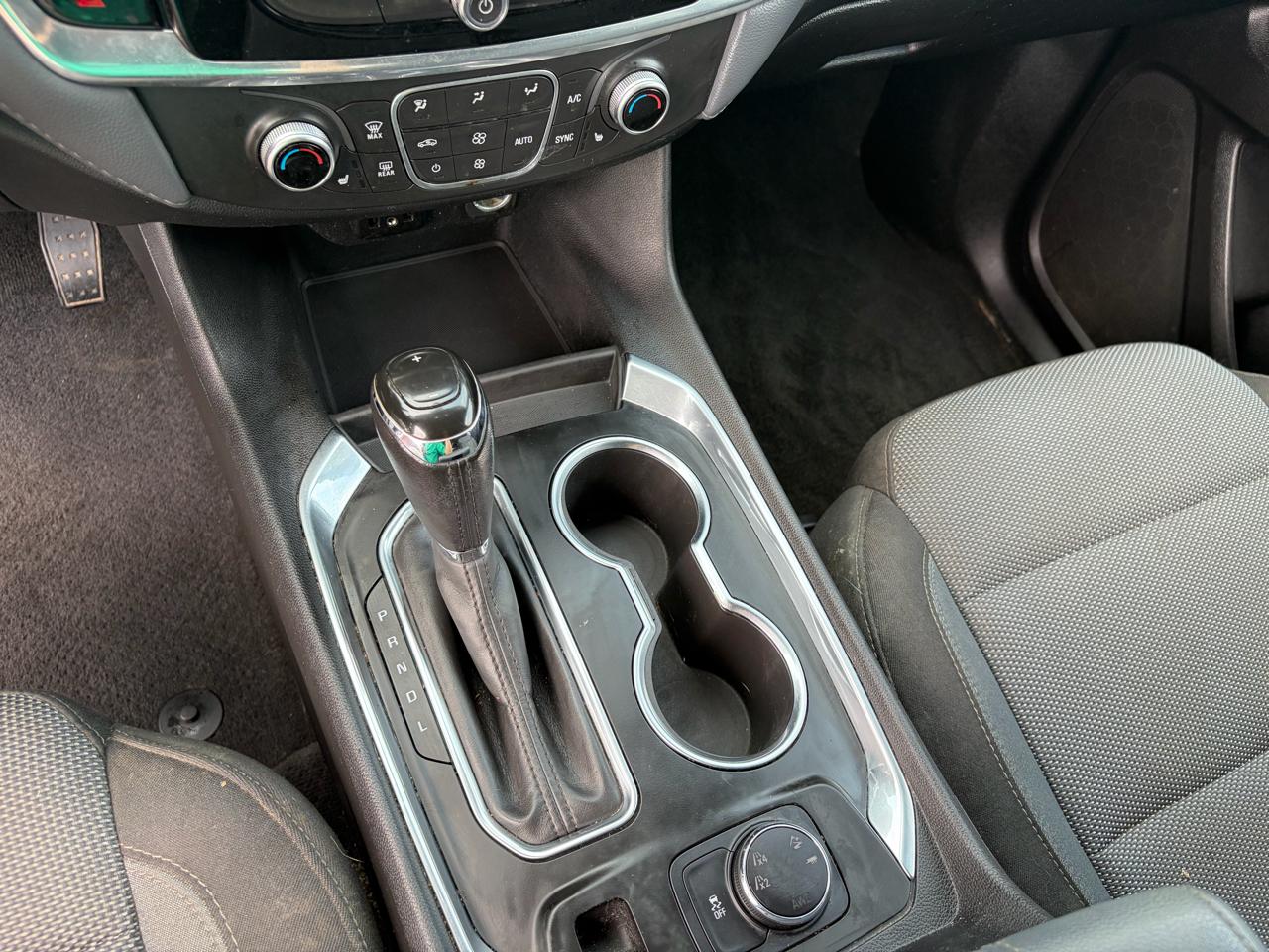 Chevrolet Traverse AWD 4dr LT Cloth w/1LT 2019