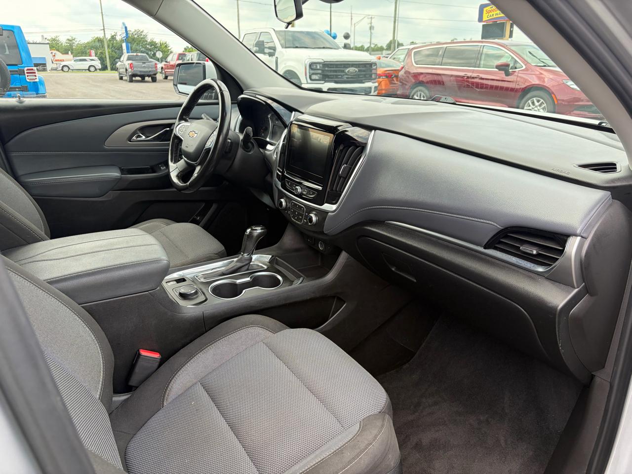 Chevrolet Traverse AWD 4dr LT Cloth w/1LT 2019