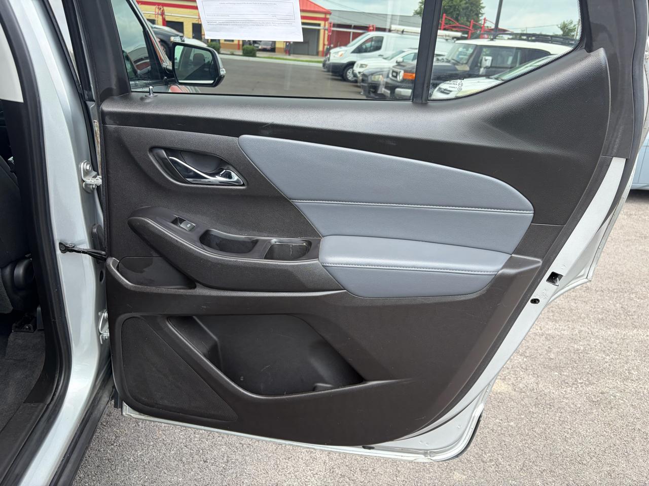 Chevrolet Traverse AWD 4dr LT Cloth w/1LT 2019