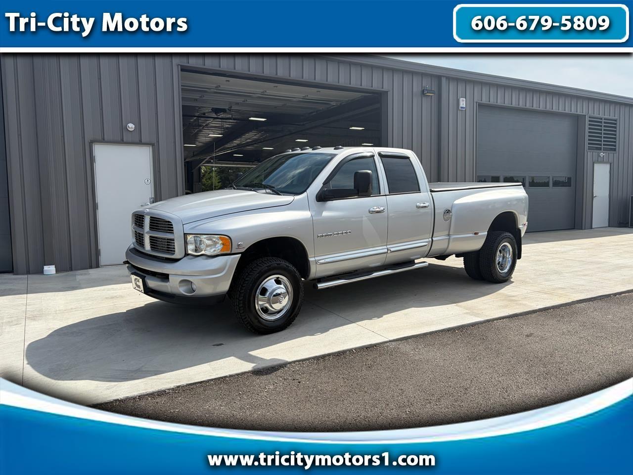 Dodge Ram 3500 4dr Quad Cab 160.5" WB DRW 4WD SLT 2004