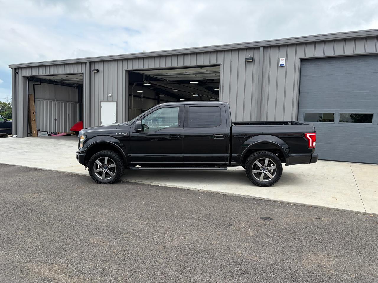Ford F-150 4WD SuperCrew 145" XLT 2015