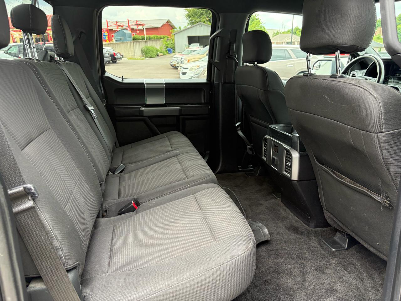 Ford F-150 4WD SuperCrew 145" XLT 2015