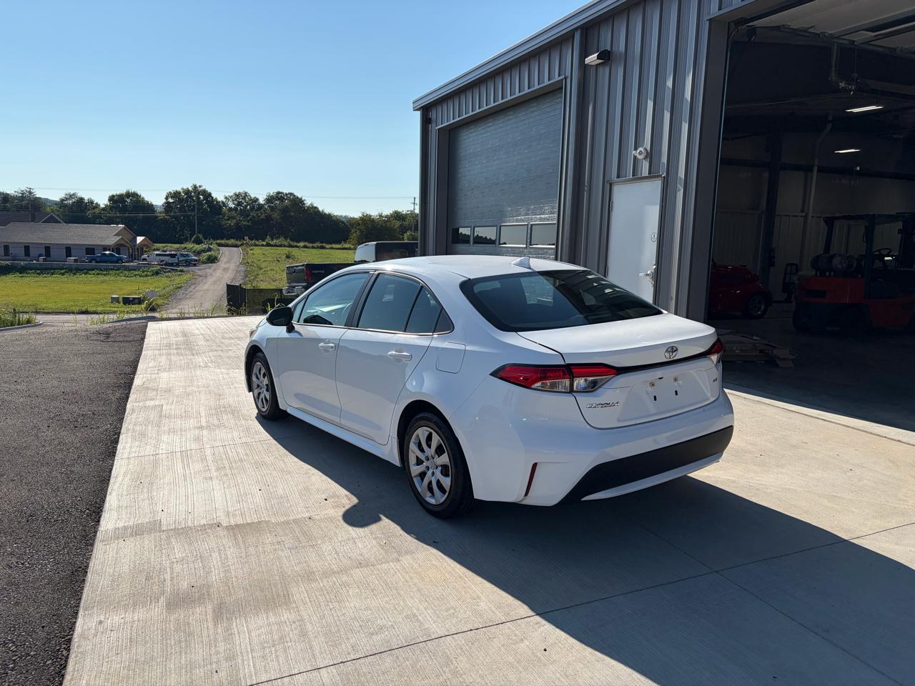 Toyota Corolla LE CVT (Natl) 2022