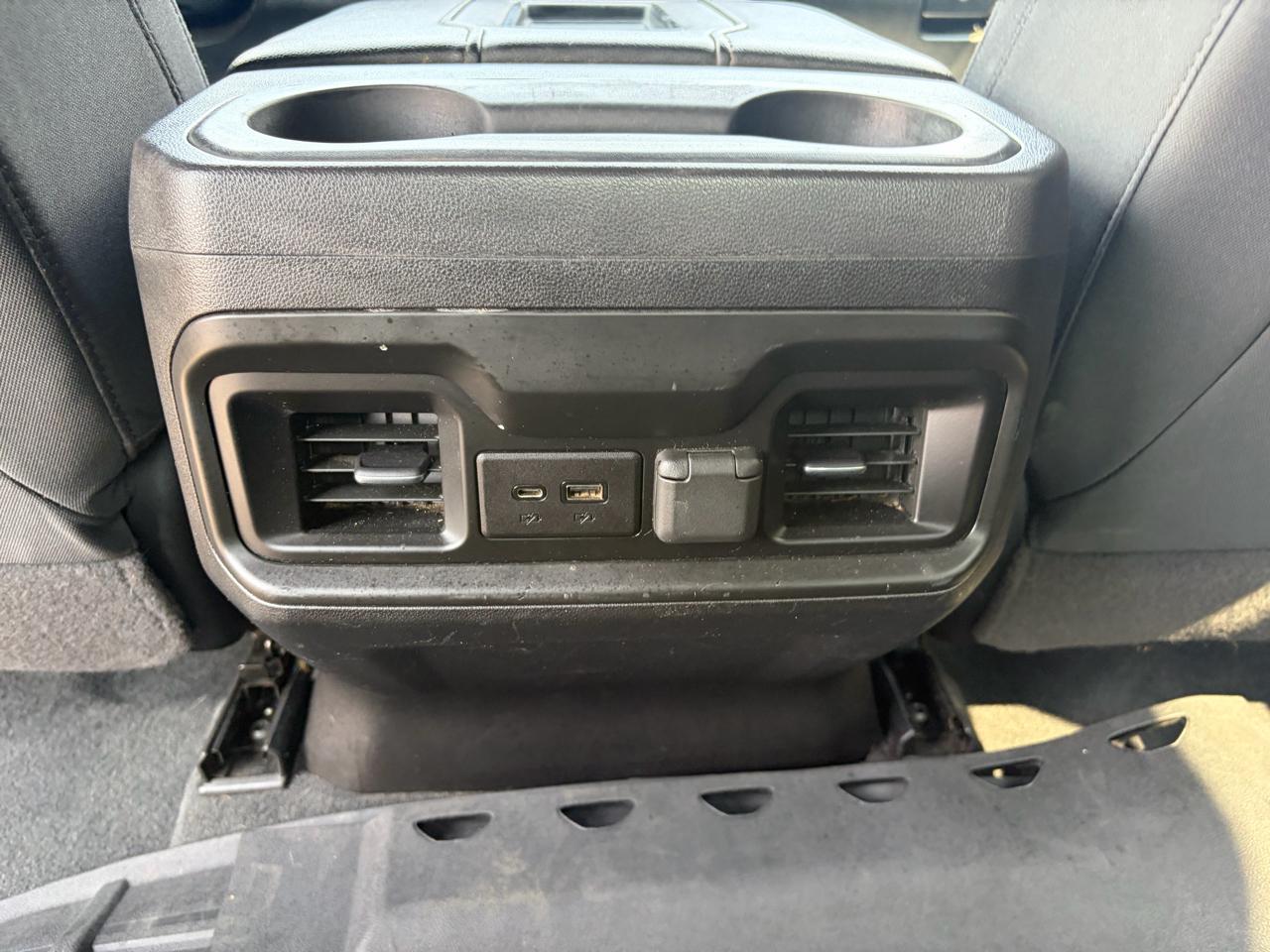 Chevrolet Silverado 1500 4WD Crew Cab 147" RST 2021