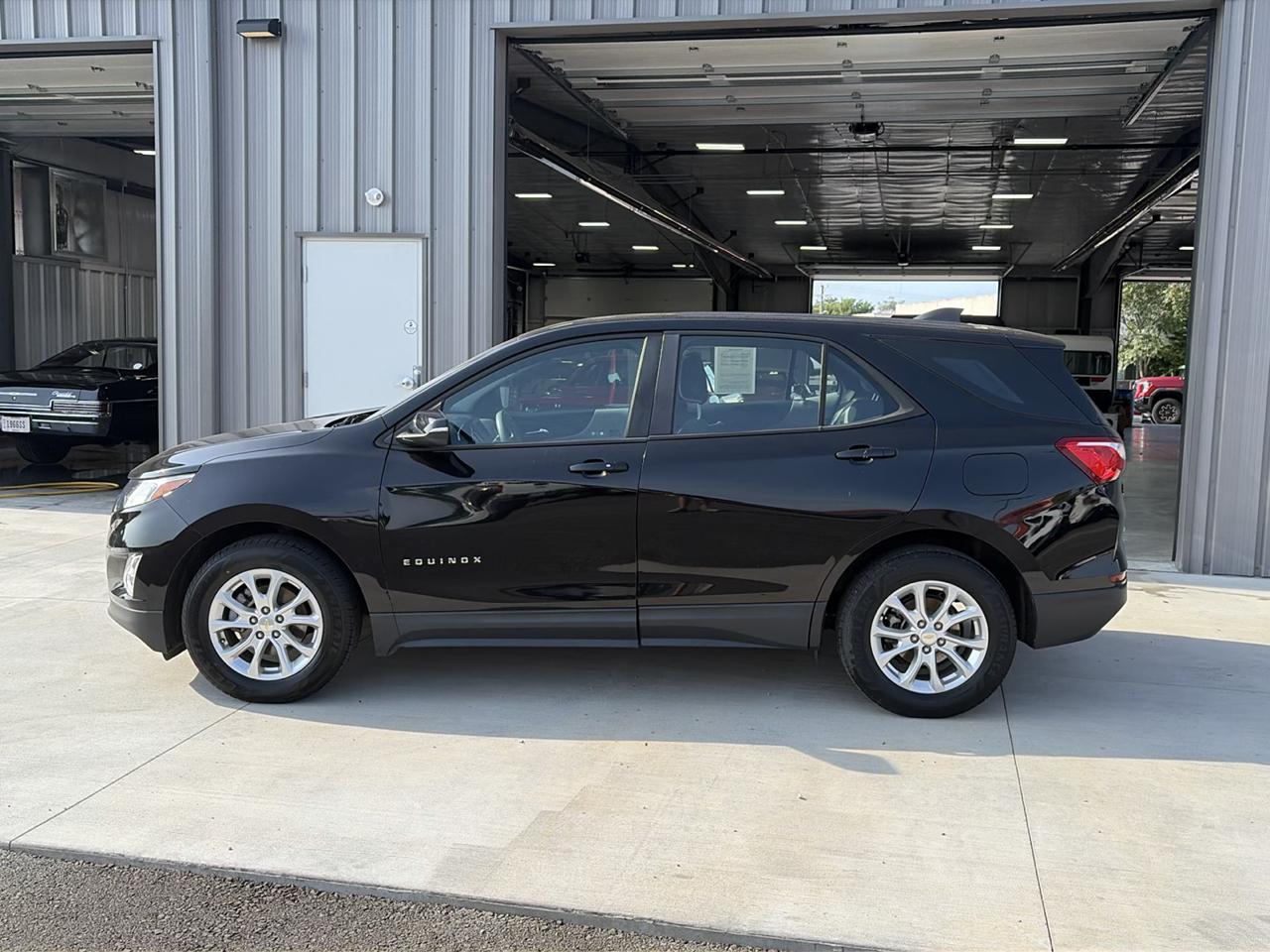 Chevrolet Equinox FWD 4dr LS w/1LS 2020