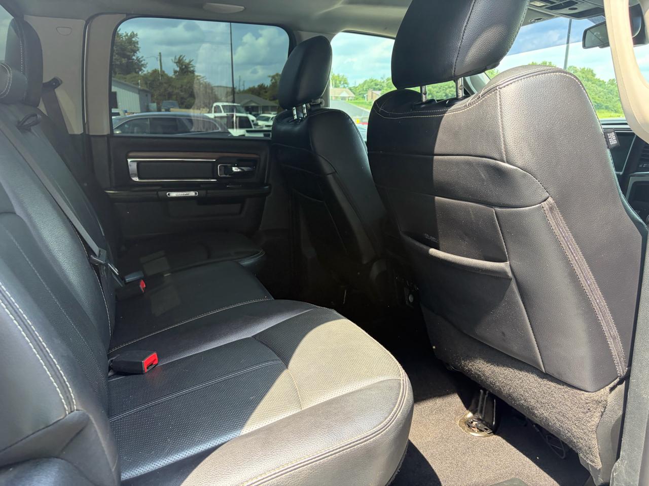 RAM 1500 Laramie 4x4 Crew Cab 5'7" Box 2017