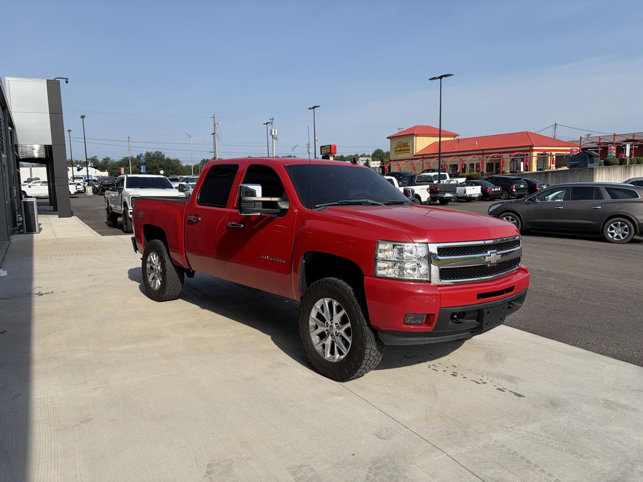 Chevrolet Silverado 1500 4WD Crew Cab 143.5" LTZ 2011