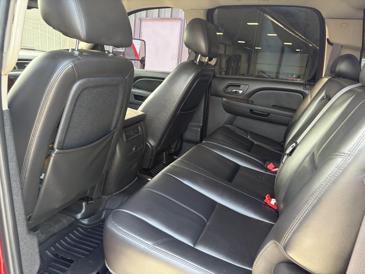 Chevrolet Silverado 1500 4WD Crew Cab 143.5" LTZ 2011