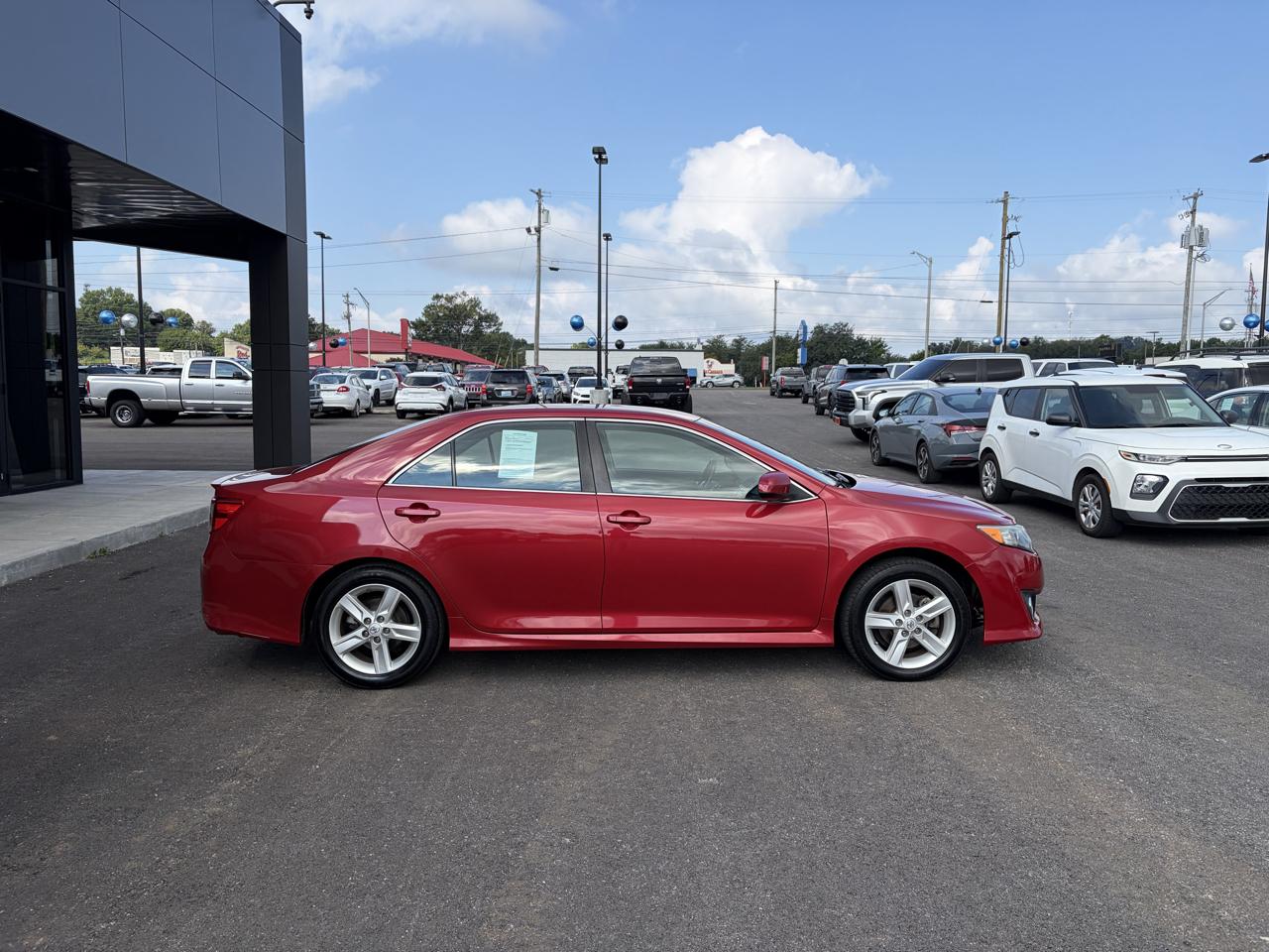 Toyota Camry 2014.5 4dr Sdn I4 Auto SE Sport (Natl) 2014