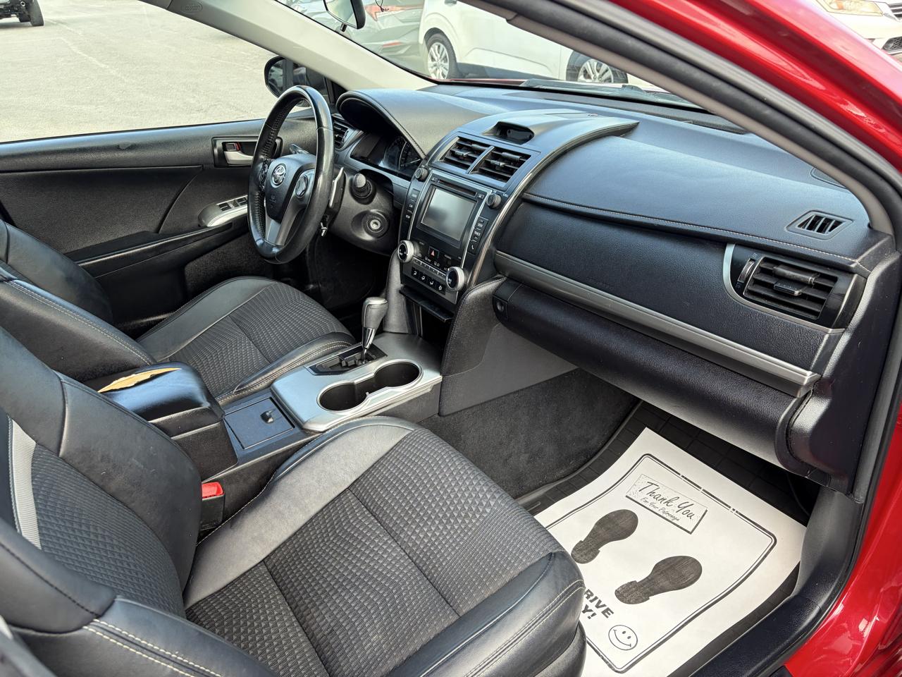 Toyota Camry 2014.5 4dr Sdn I4 Auto SE Sport (Natl) 2014