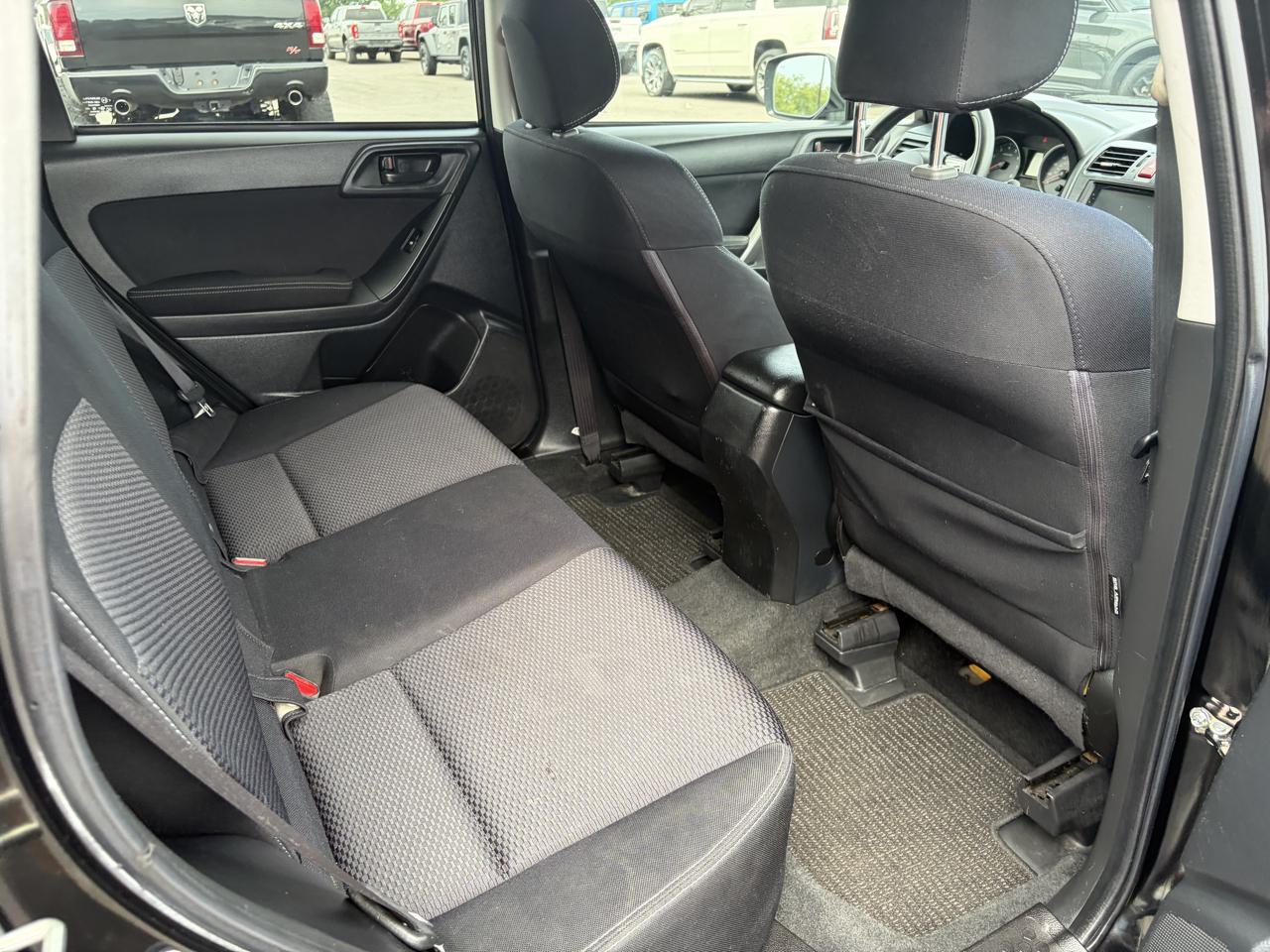 Subaru Forester 4dr CVT 2.5i Premium PZEV 2015