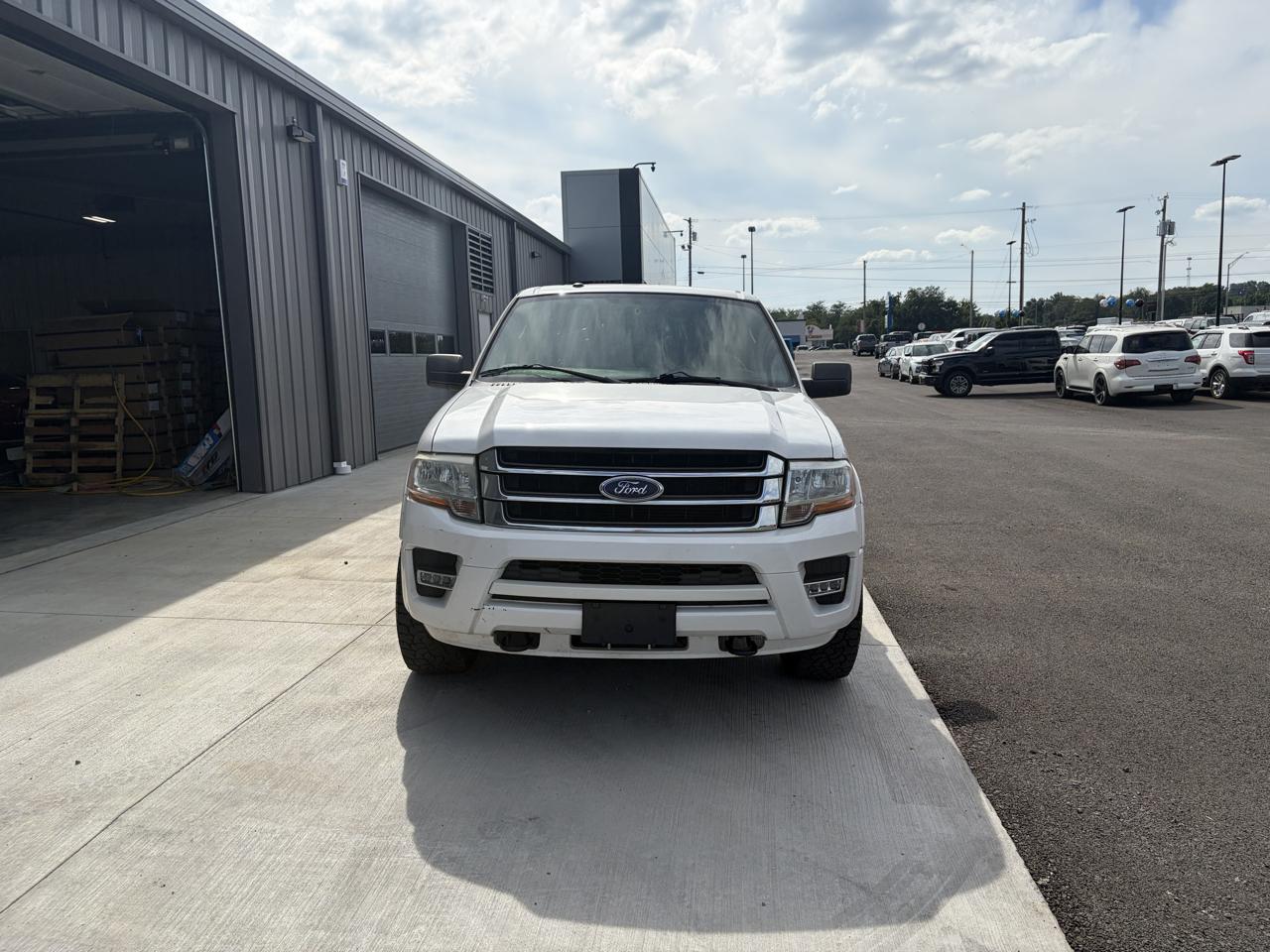 Ford Expedition EL 4WD 4dr XLT 2015