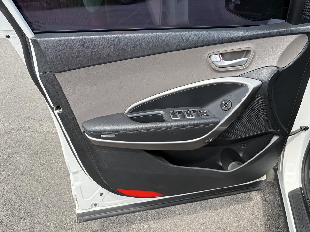 Hyundai Santa Fe SE 3.3L Auto 2017