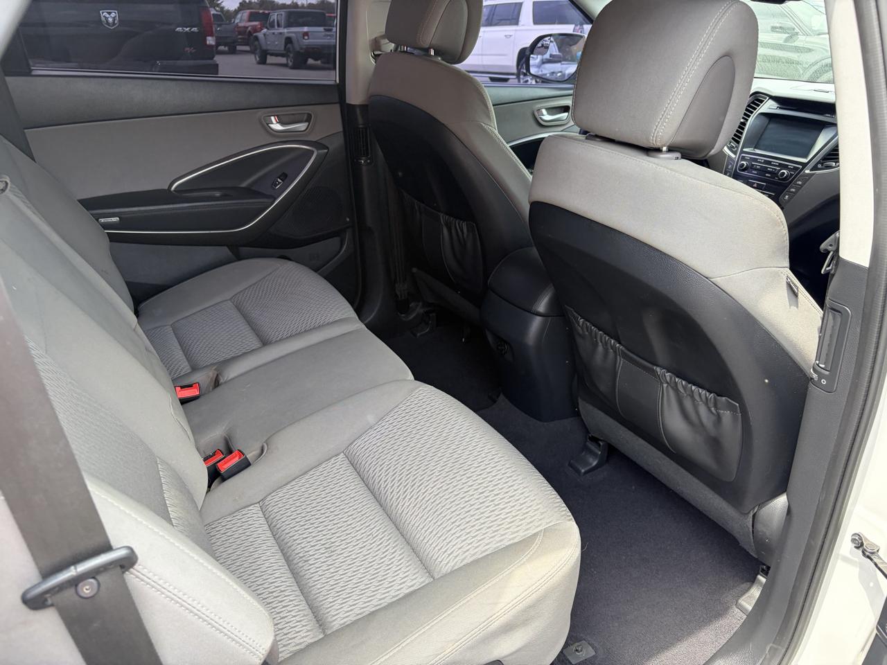 Hyundai Santa Fe SE 3.3L Auto 2017