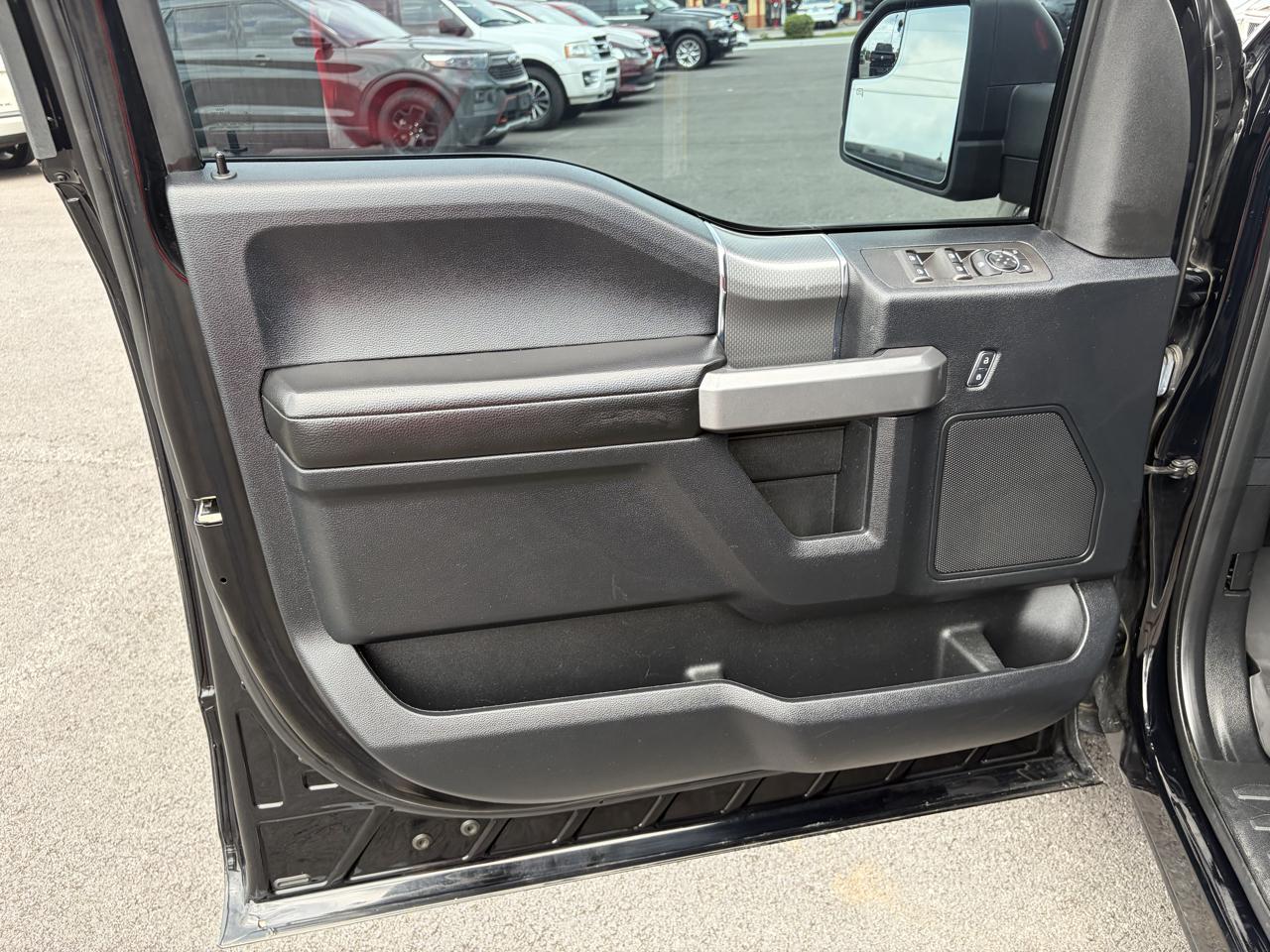 Ford F-150 XLT 4WD SuperCrew 5.5' Box 2017