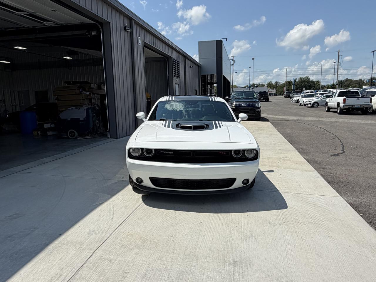 Dodge Challenger 2dr Cpe R/T Plus Shaker 2016