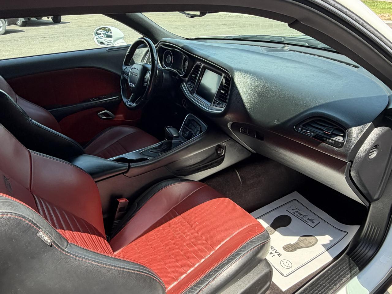 Dodge Challenger 2dr Cpe R/T Plus Shaker 2016