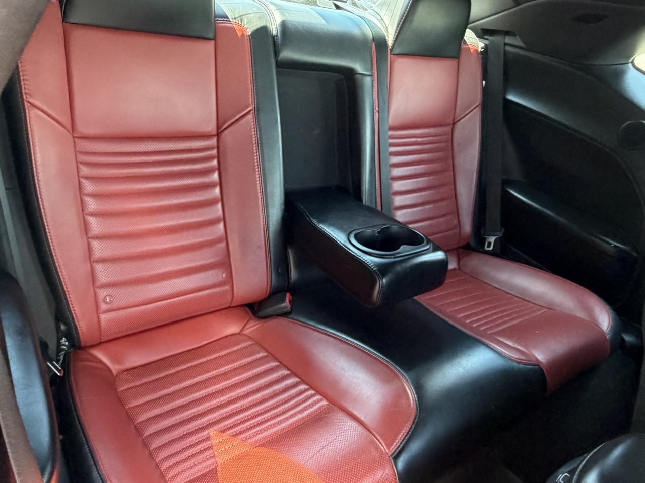 Dodge Challenger 2dr Cpe R/T Plus Shaker 2016