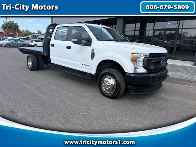 White 2022 Ford F-350 Super Duty Chassis Pickup Truck Four-Wheel Drive Automatic