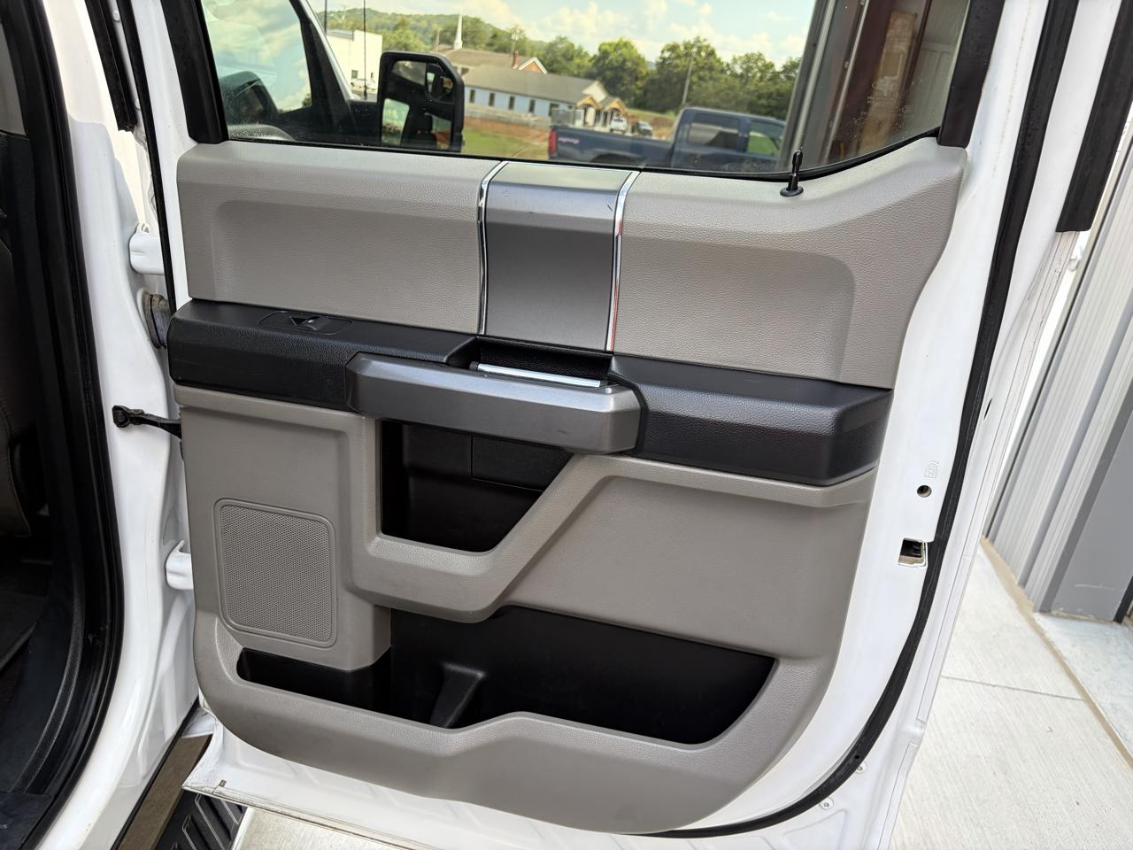 Ford F-150 XLT 4WD SuperCrew 5.5' Box 2020
