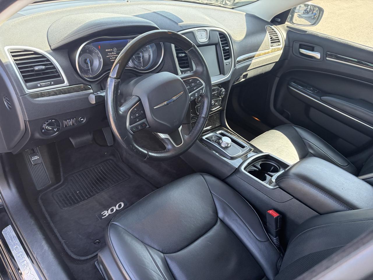 Chrysler 300 4dr Sdn 300C AWD 2016