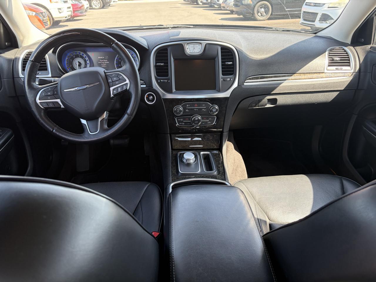 Chrysler 300 4dr Sdn 300C AWD 2016