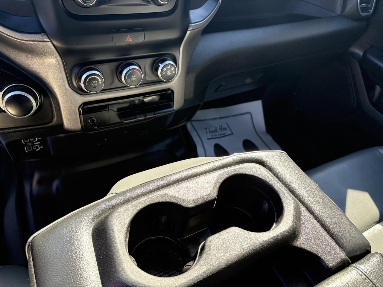 RAM 1500 Tradesman 4x4 Crew Cab 5'7" Box 2021