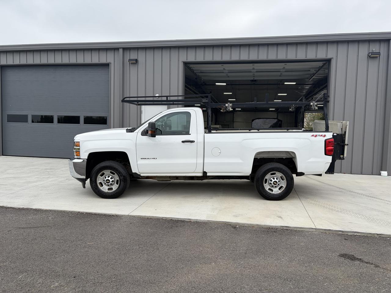Chevrolet Silverado 2500HD 4WD Reg Cab 133.6" Work Truck 2018