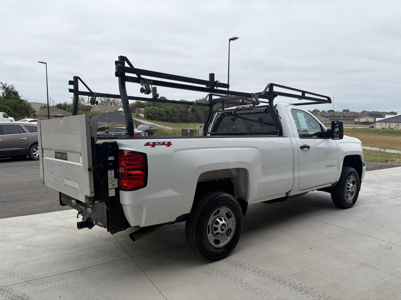 Chevrolet Silverado 2500HD 4WD Reg Cab 133.6" Work Truck 2018