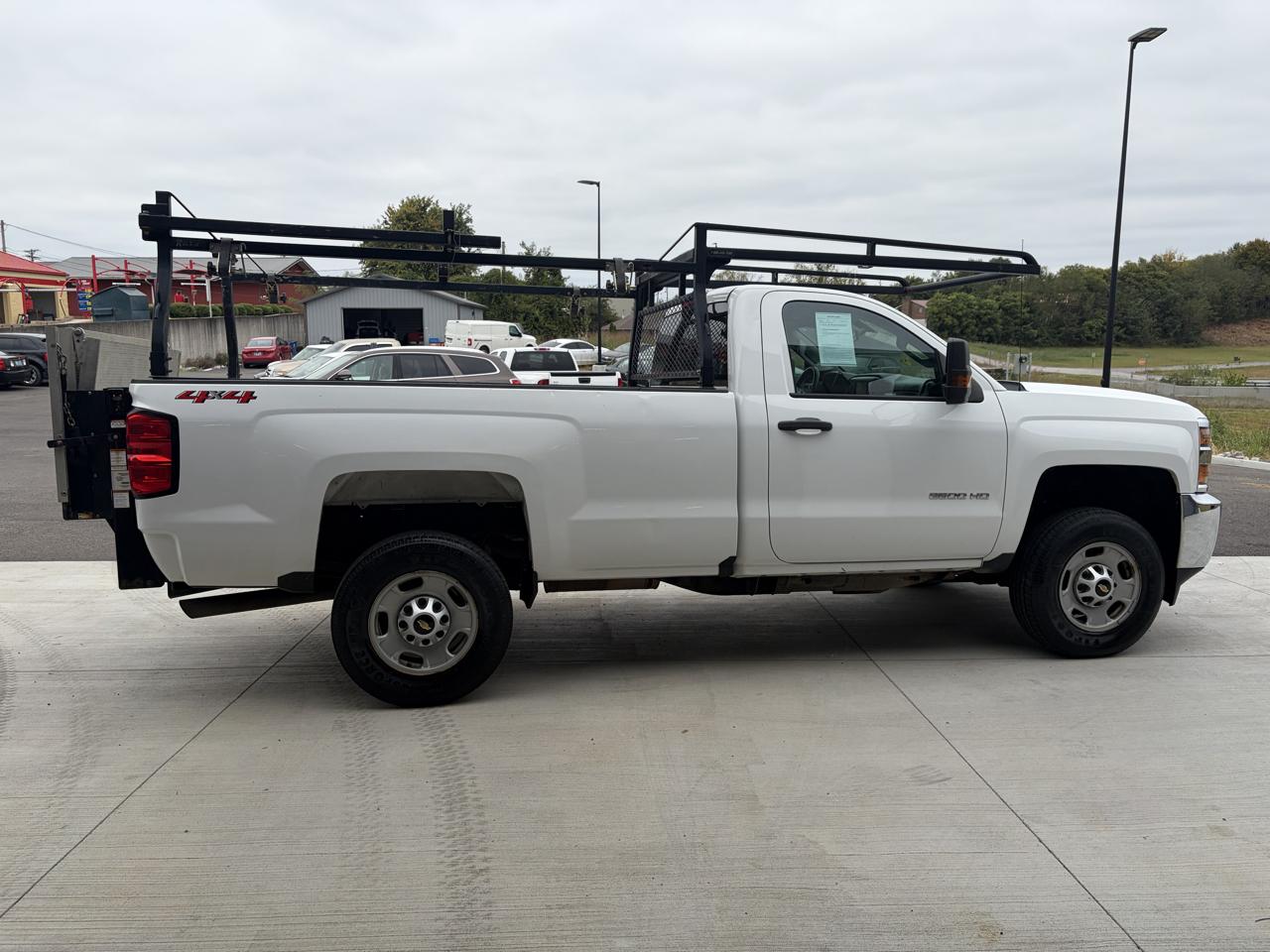 Chevrolet Silverado 2500HD 4WD Reg Cab 133.6" Work Truck 2018