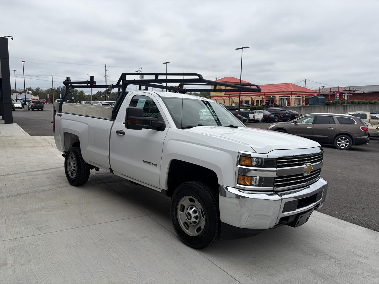 Chevrolet Silverado 2500HD 4WD Reg Cab 133.6" Work Truck 2018