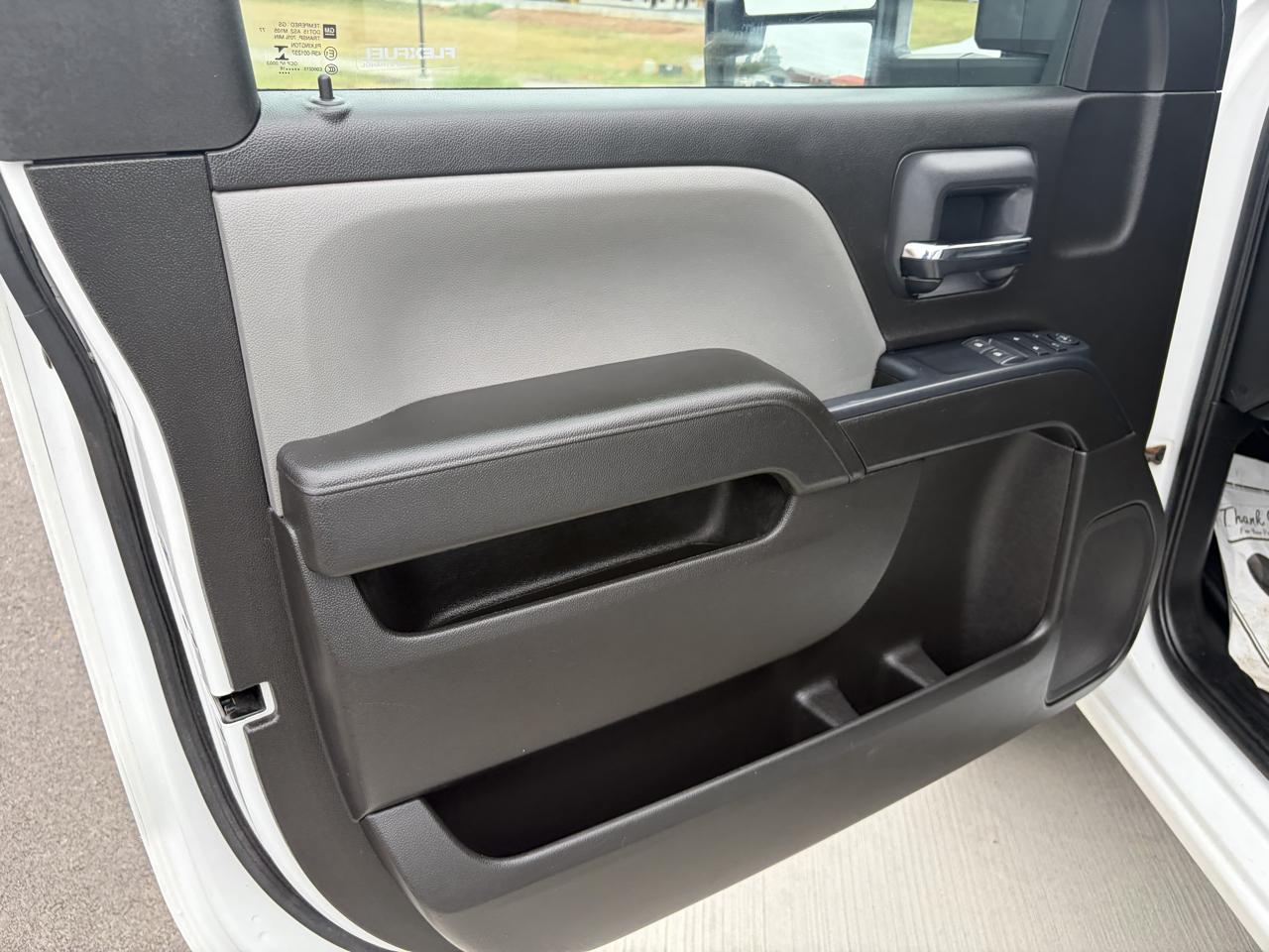 Chevrolet Silverado 2500HD 4WD Reg Cab 133.6" Work Truck 2018