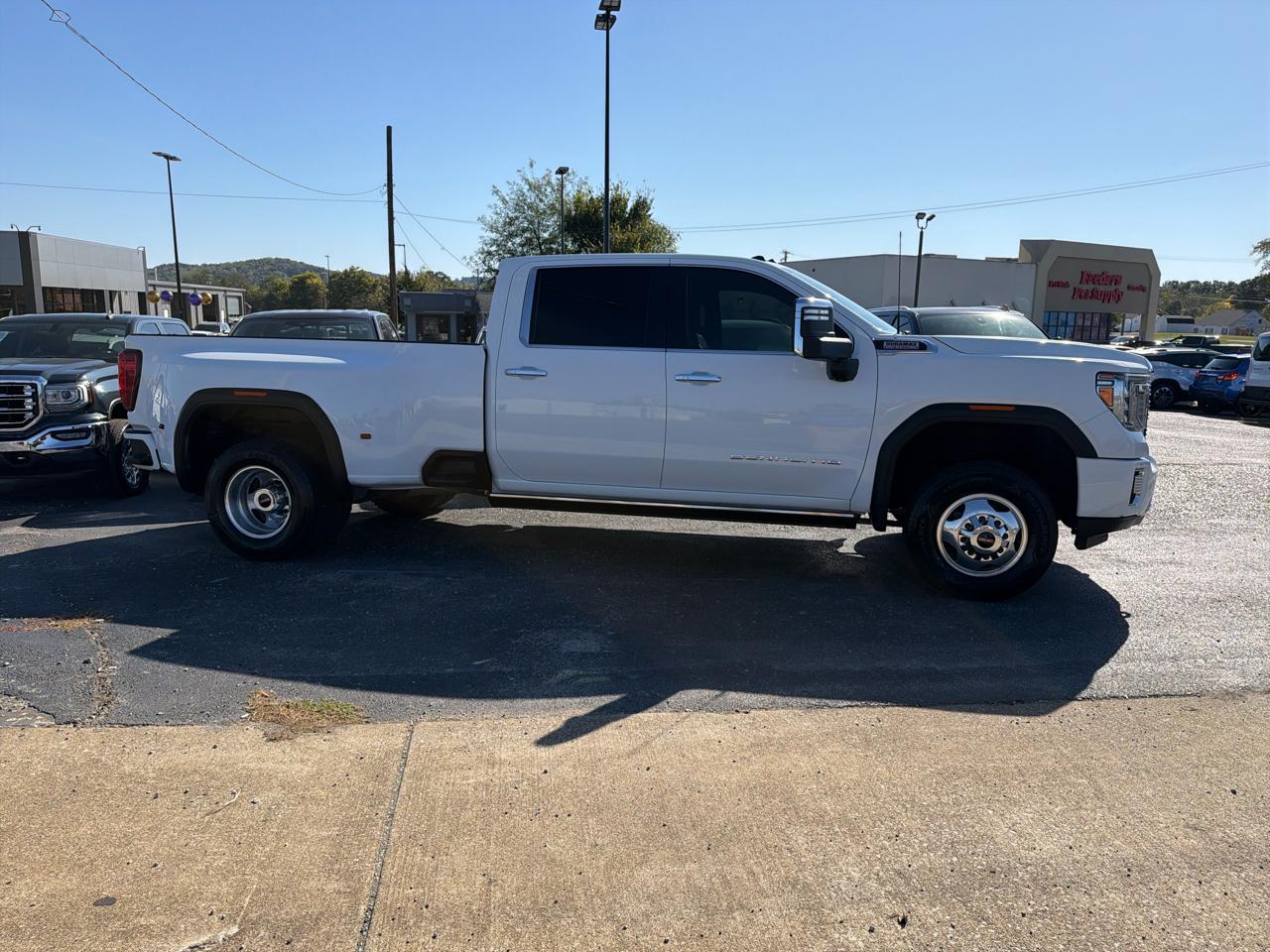 GMC Sierra 3500HD 4WD Crew Cab 172" Denali 2021