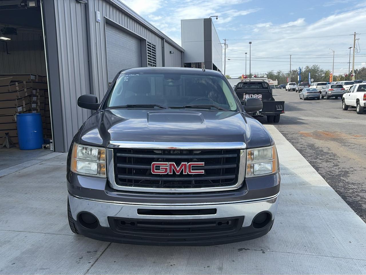 GMC Sierra 1500 2WD Reg Cab 119.0" SLE 2010