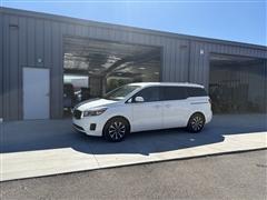 2016 Kia Sedona 