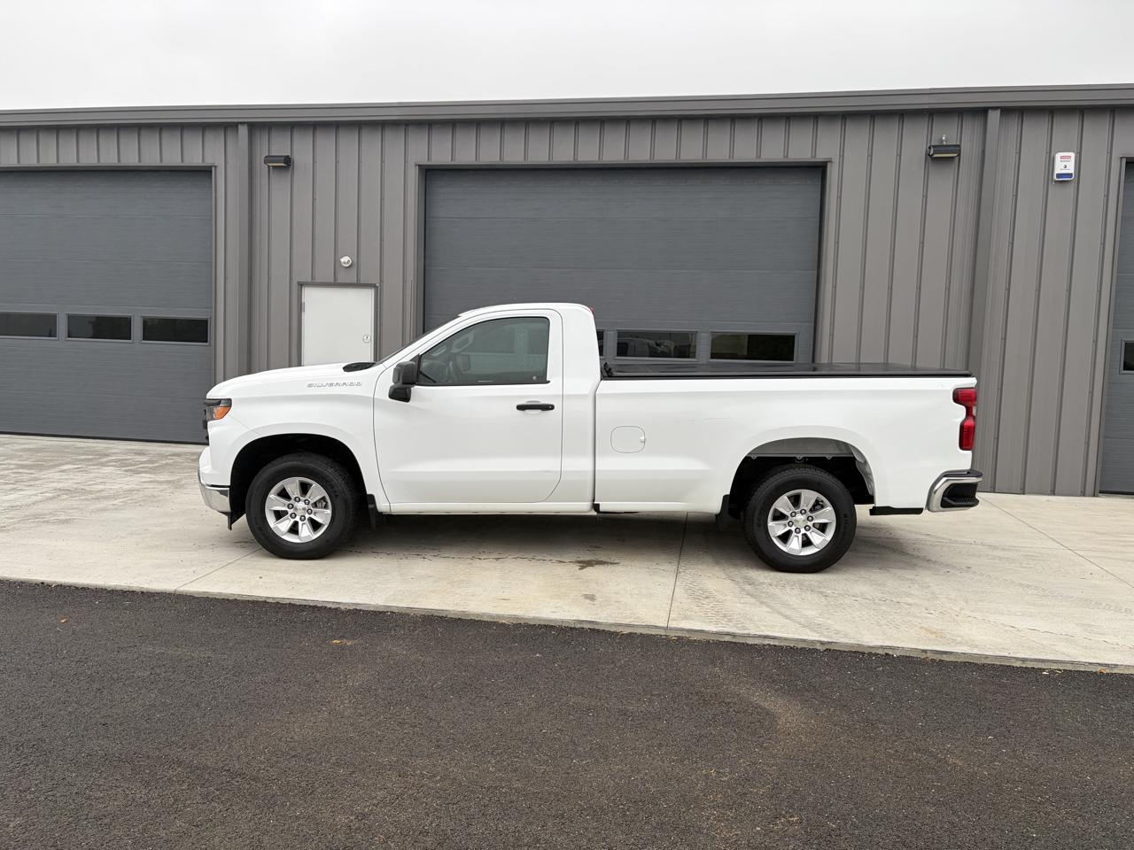 Chevrolet Silverado 1500 2WD Reg Cab 140" Work Truck 2022