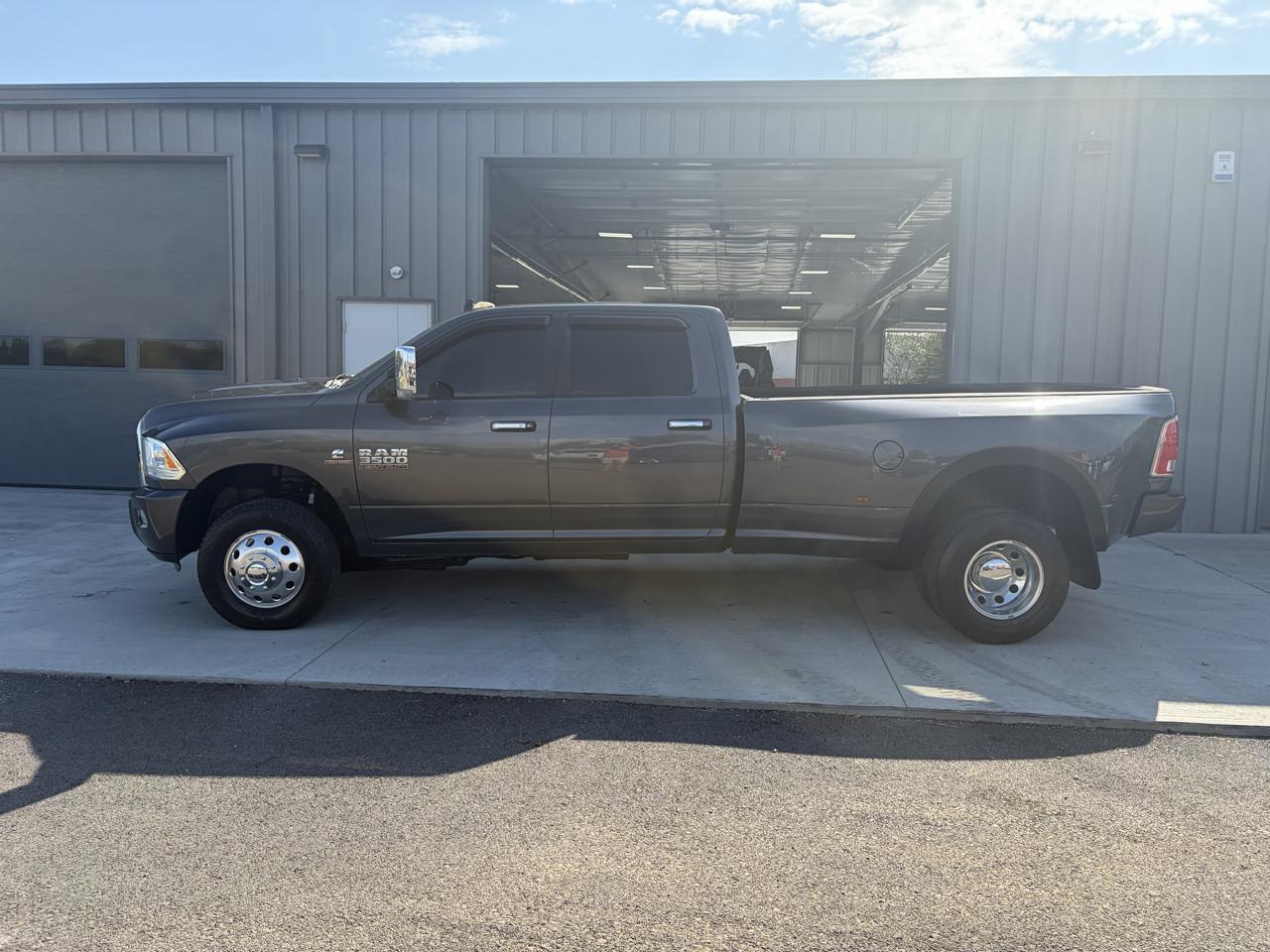 RAM 3500 4WD Crew Cab 169" Longhorn Limited 2014