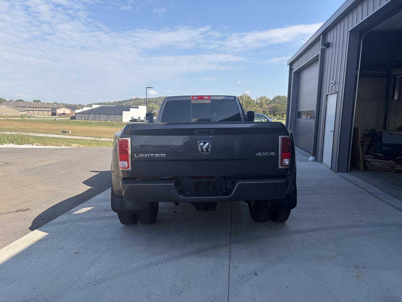 RAM 3500 4WD Crew Cab 169" Longhorn Limited 2014