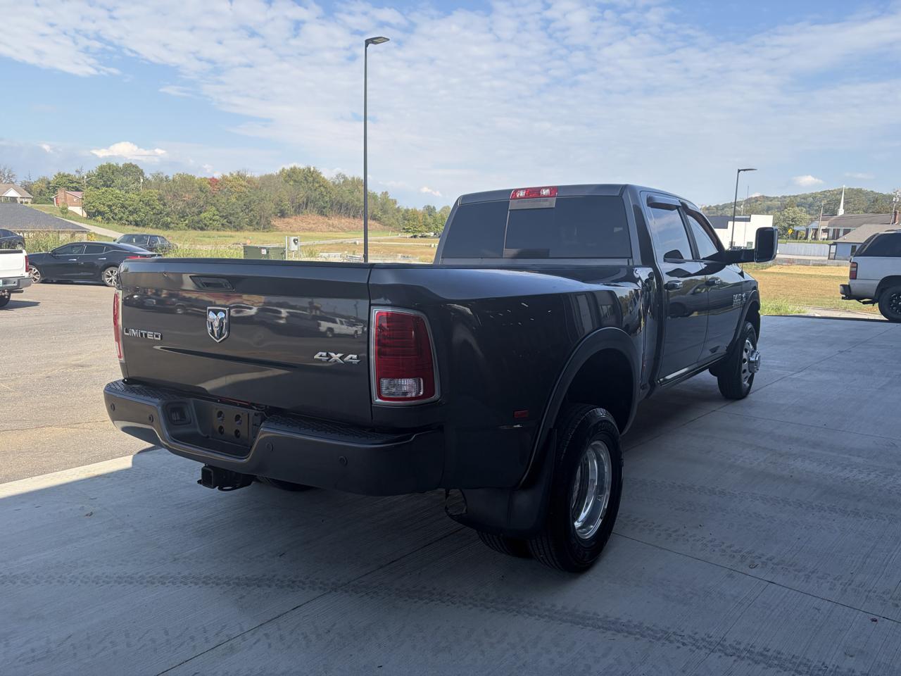 RAM 3500 4WD Crew Cab 169" Longhorn Limited 2014