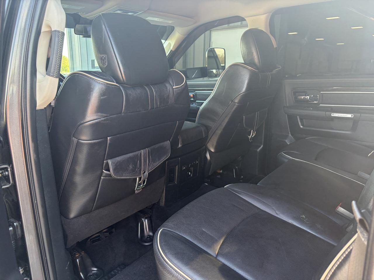RAM 3500 4WD Crew Cab 169" Longhorn Limited 2014